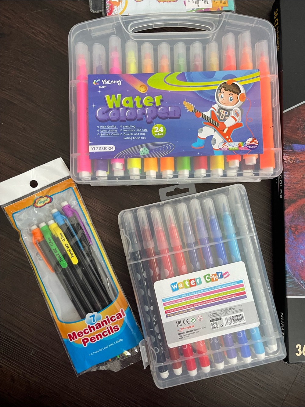 Art Bundel! Including Prismacolor Premier Nupastel 36-Count Pastel Sticks - Picture 3 of 8